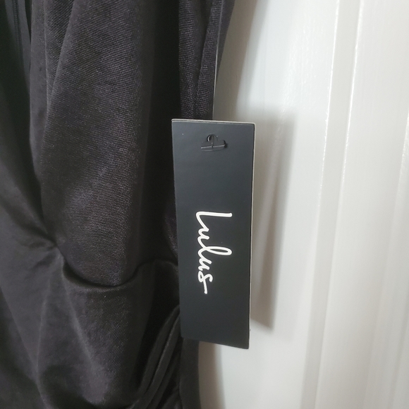 Lulu's Dress - Picture 4 of 5